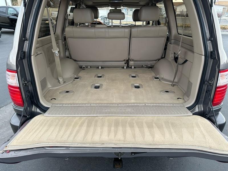 Lexus LX 470 Base 2000