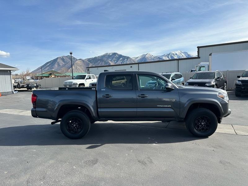 Toyota Tacoma SR5 Double Cab 5' Bed V6 4x4 AT (Natl) 2021