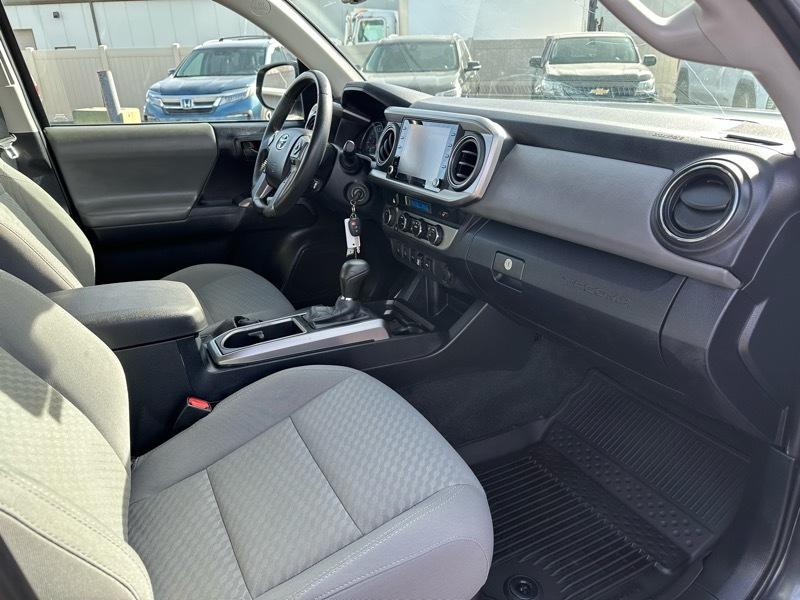 Toyota Tacoma SR5 Double Cab 5' Bed V6 4x4 AT (Natl) 2021