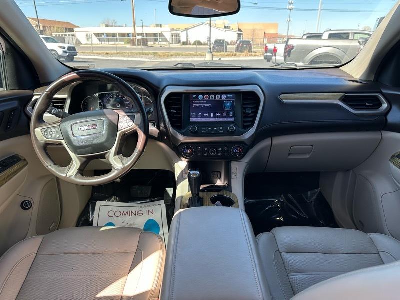 GMC Acadia Denali AWD 2018