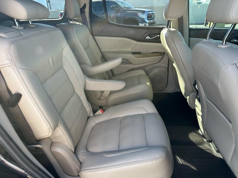 GMC Acadia Denali AWD 2018