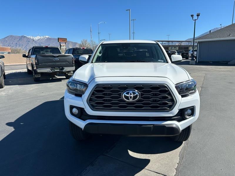 Toyota Tacoma SR5 Dbl Cab 4WD V6 at 2022