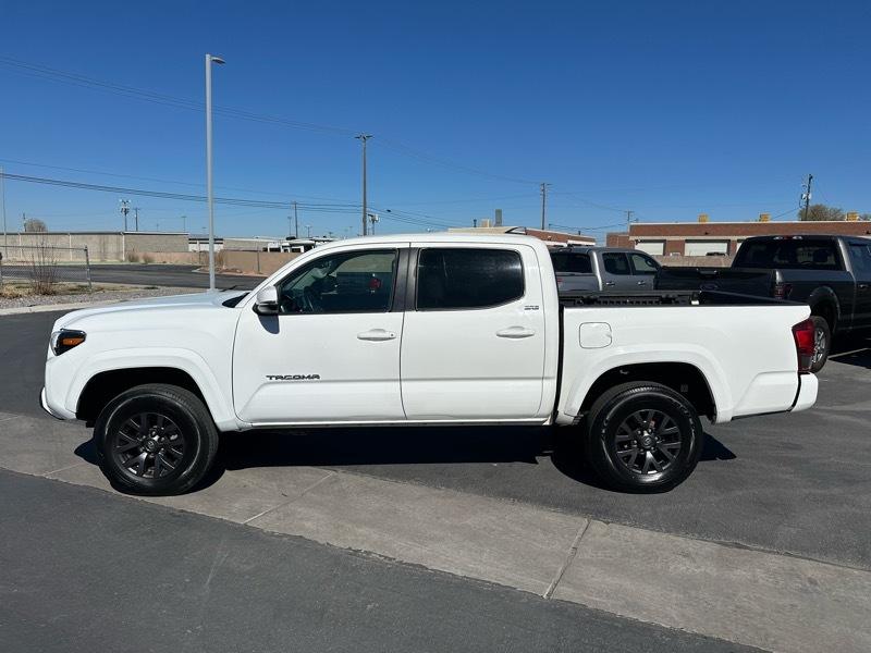 Toyota Tacoma SR5 Dbl Cab 4WD V6 at 2022