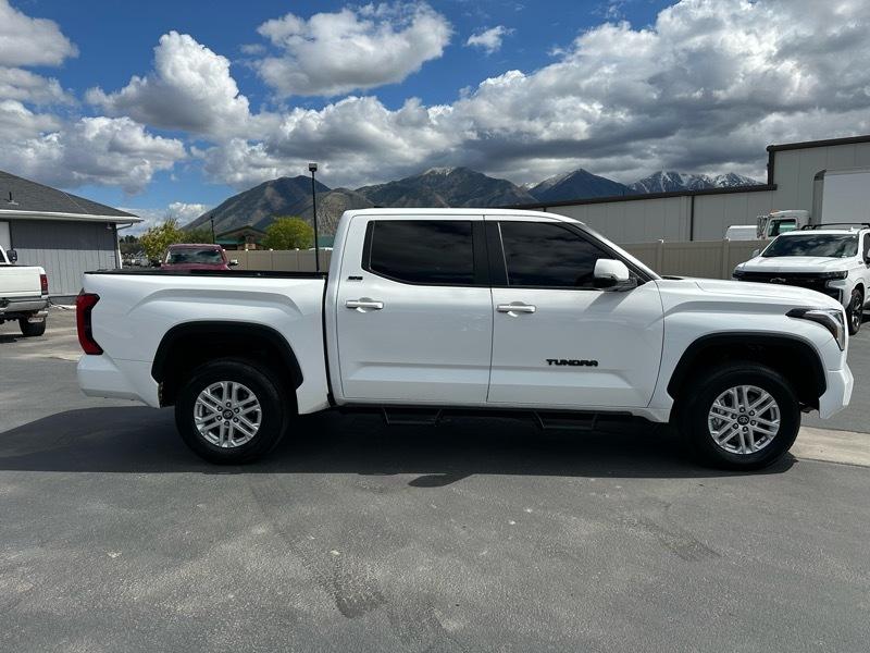 Toyota Tundra SR5 CrewMax 4WD 2025