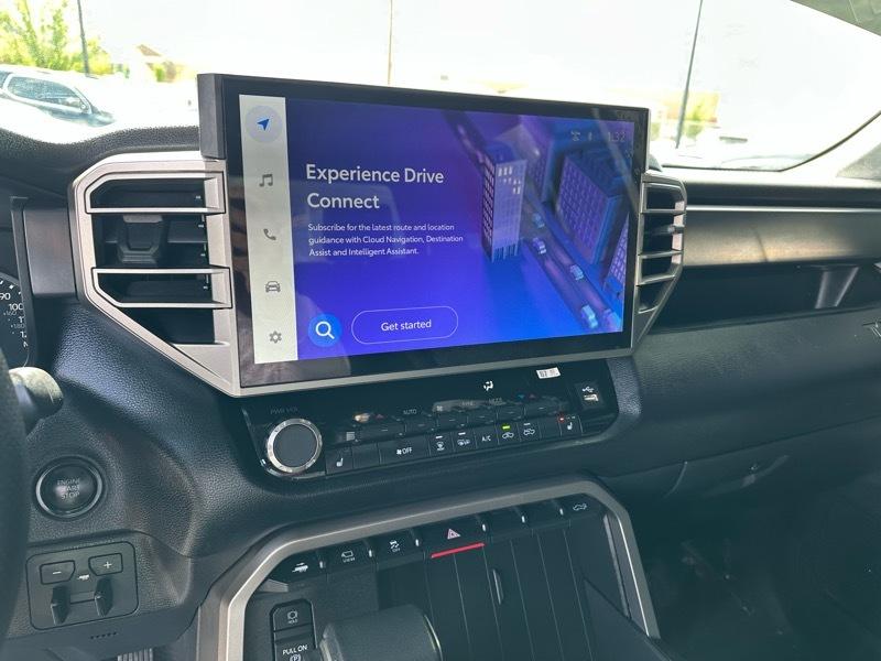 Toyota Tundra SR5 CrewMax 4WD 2025