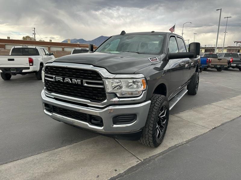 RAM 2500 Big Horn Crew Cab 4WD LWB 2022
