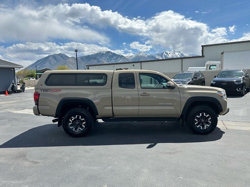 Toyota Tacoma TRD Offroad Access Cab 4WD V6 at 2017