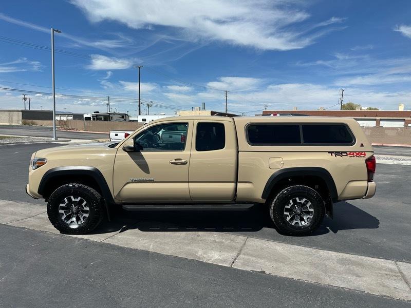 Toyota Tacoma TRD Offroad Access Cab 4WD V6 at 2017