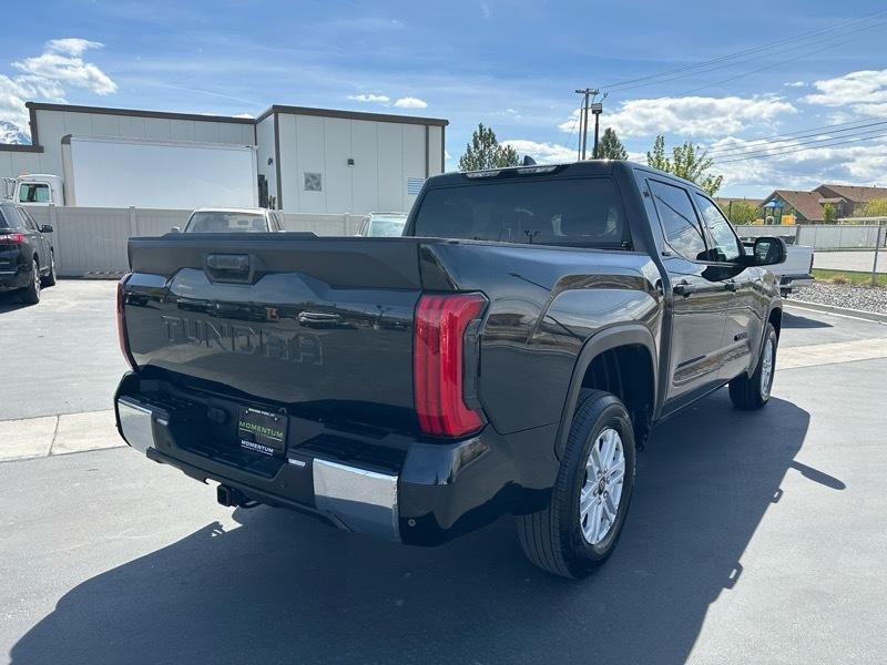 Toyota Tundra SR5 CrewMax 4WD 2026
