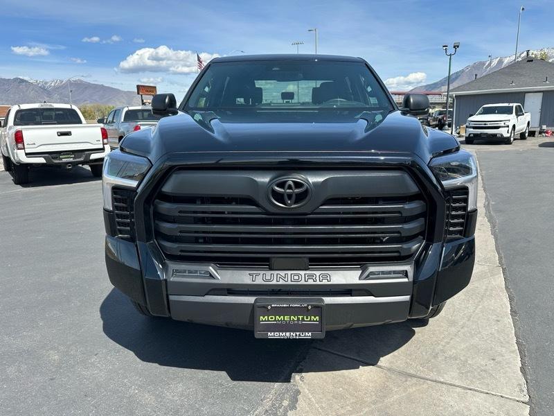 Toyota Tundra SR5 CrewMax 4WD 2026