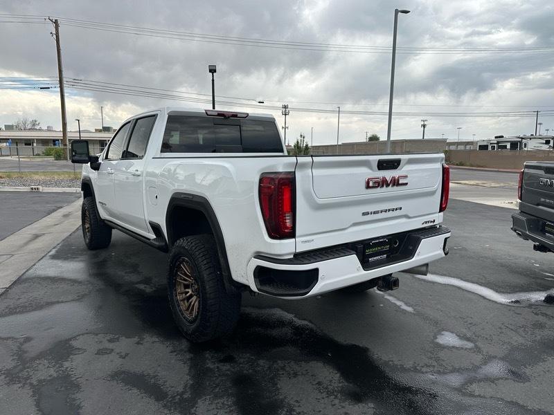 GMC Sierra 2500HD AT4 Crew Cab 4WD 2022