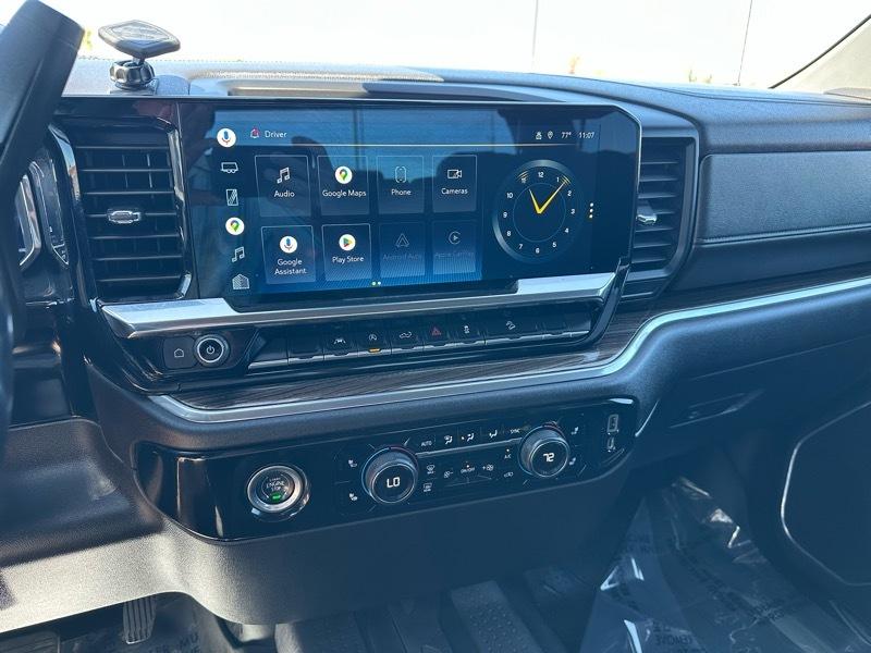 Chevrolet Silverado 1500 LT Crew Cab 4WD 2022