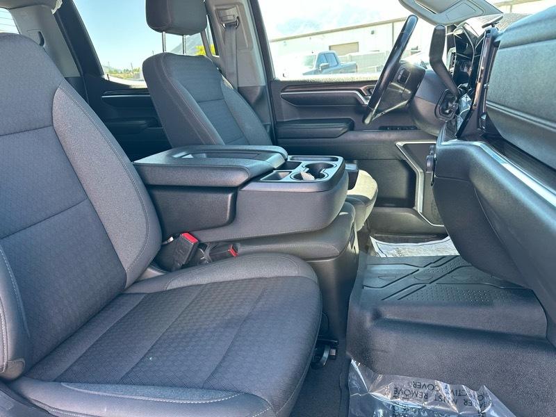 Chevrolet Silverado 1500 LT Crew Cab 4WD 2022
