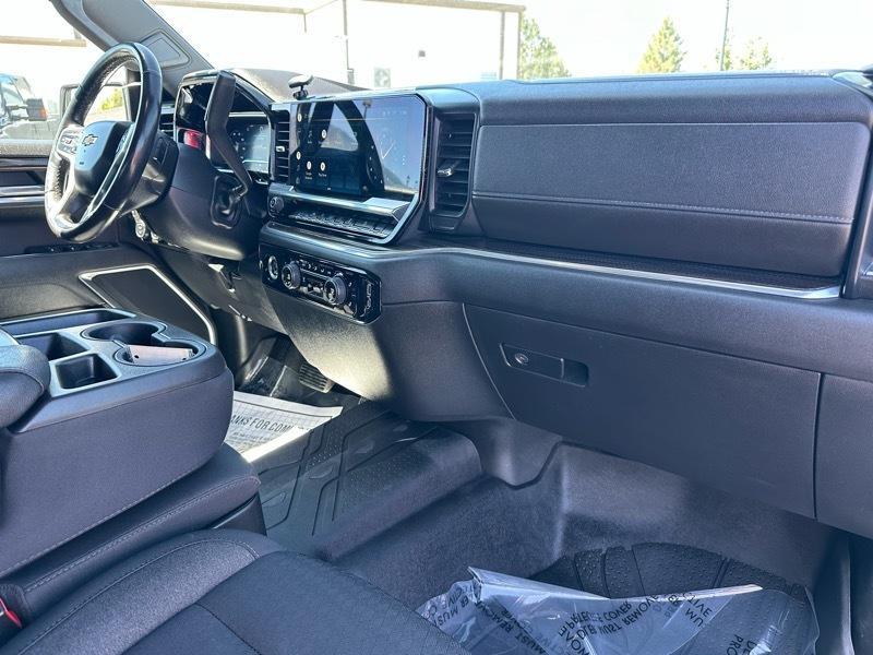 Chevrolet Silverado 1500 LT Crew Cab 4WD 2022
