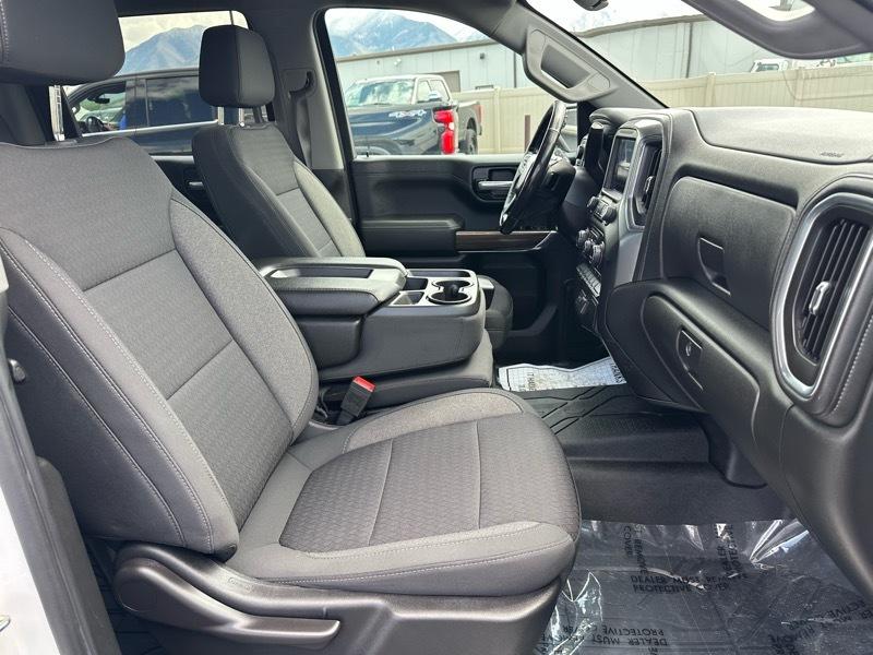 Chevrolet Silverado 1500 RST Crew Cab 4WD SWB 2020