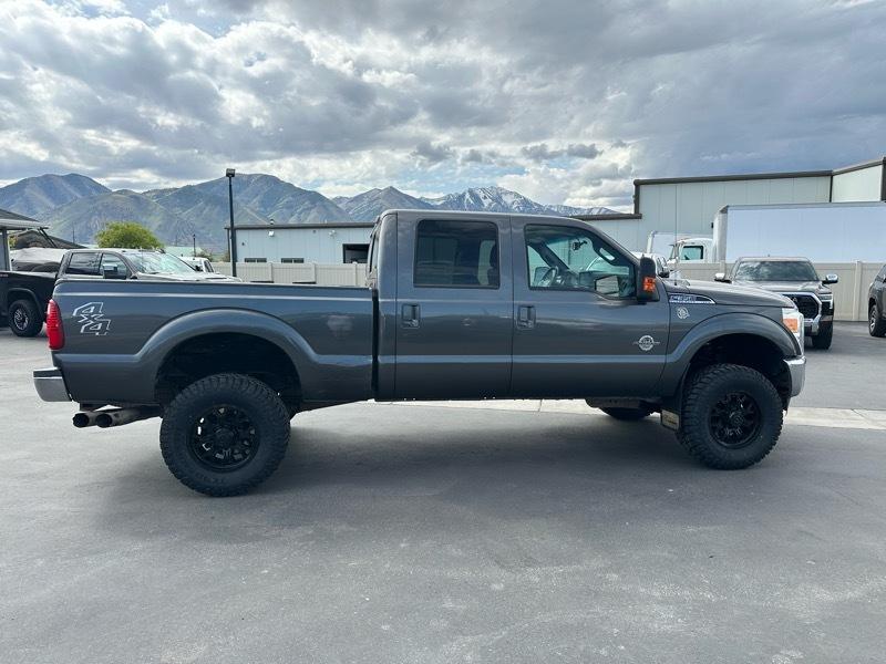 Ford F-350 SD Lariat Crew Cab Short Bed 4WD 2015