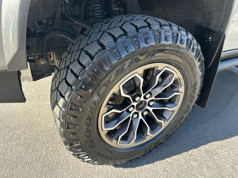 Chevrolet Colorado ZR2 Crew Cab Short Box 4WD 2021