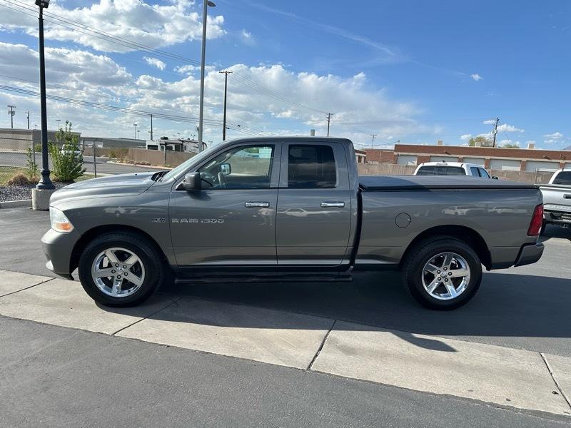 RAM 1500 4WD Crew Cab 149" ST 2012