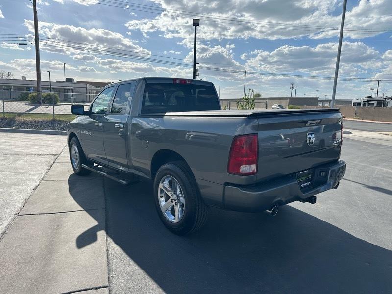 RAM 1500 4WD Crew Cab 149" ST 2012