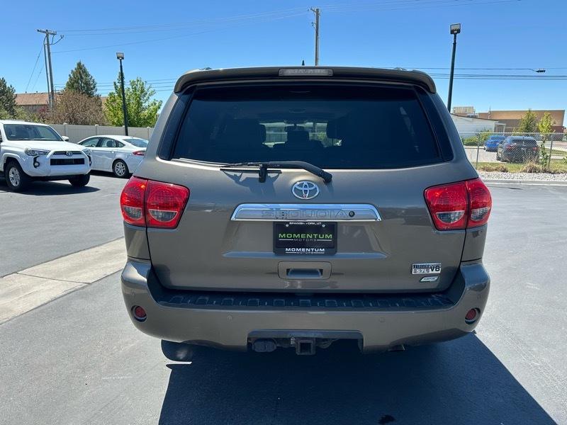 Toyota Sequoia Limited 4WD FFV 2015