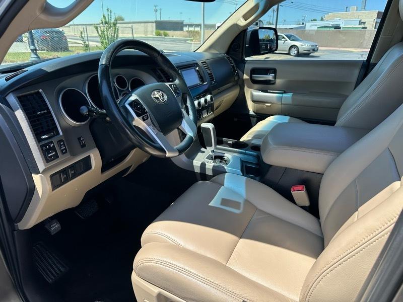 Toyota Sequoia Limited 4WD FFV 2015