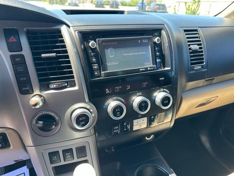 Toyota Sequoia Limited 4WD FFV 2015