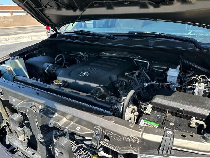Toyota Sequoia Limited 4WD FFV 2015