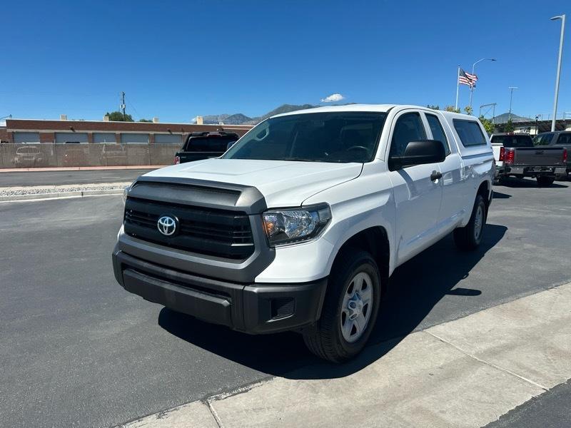 Toyota Tundra SR5 4.6L V8 Double Cab 4WD 2017