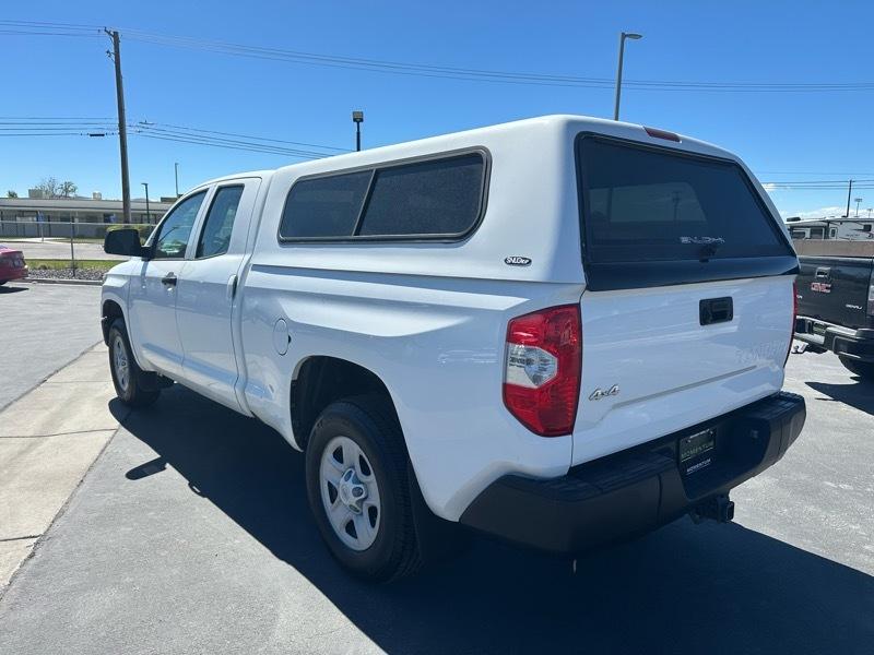 Toyota Tundra SR5 4.6L V8 Double Cab 4WD 2017