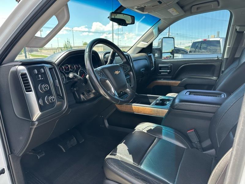 Chevrolet Silverado 2500HD LTZ Crew Cab Short Box 4WD 2016