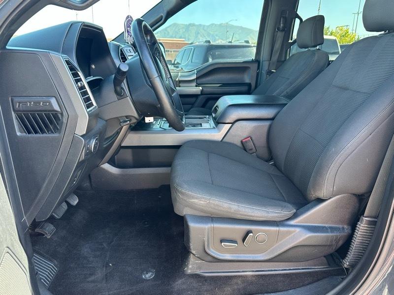 Ford F-150 XLT SuperCrew Short Bed 4WD 2017