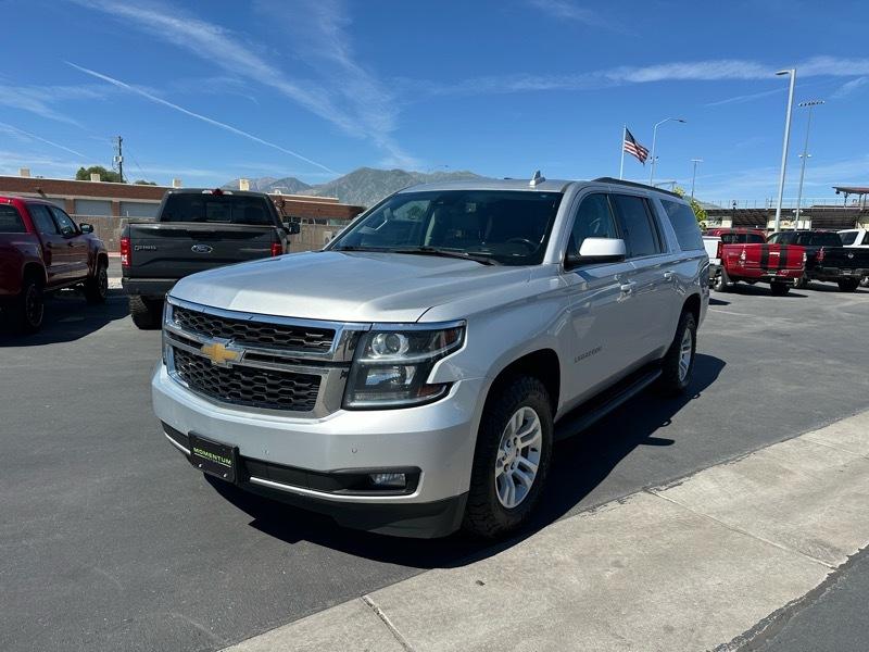 Chevrolet Suburban LT 4WD 2020