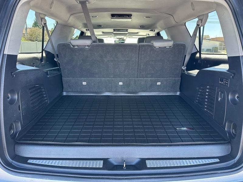 Chevrolet Suburban LT 4WD 2020
