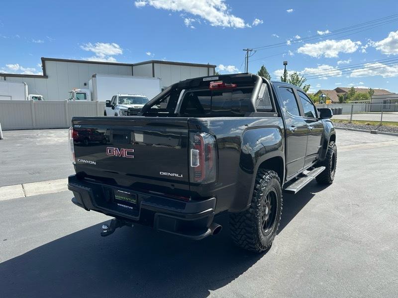 GMC Canyon Denali Crew Cab 4WD 2017
