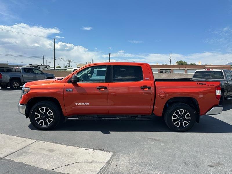 Toyota Tundra SR5 5.7L V8 CrewMax 4WD 2018