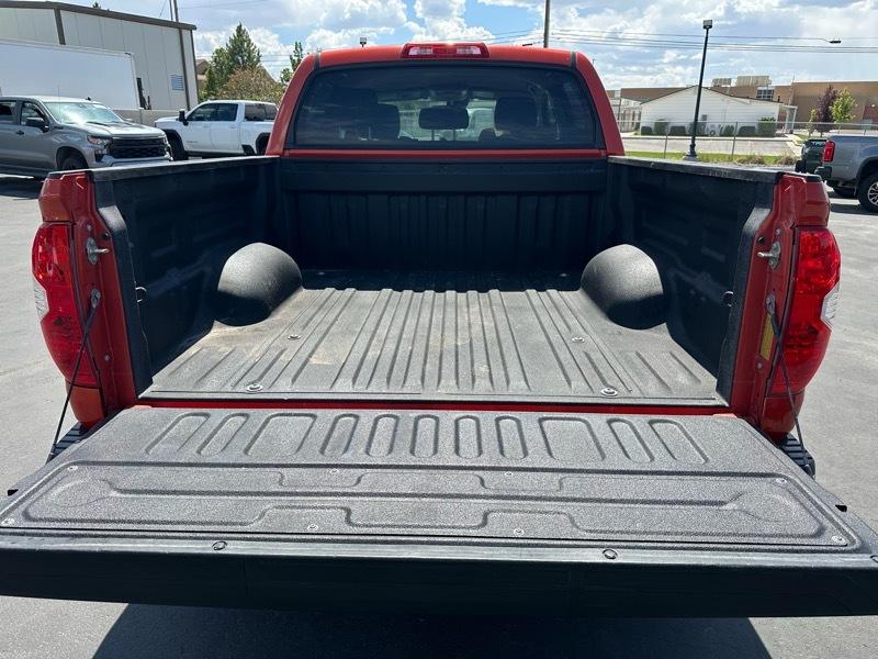 Toyota Tundra SR5 5.7L V8 CrewMax 4WD 2018