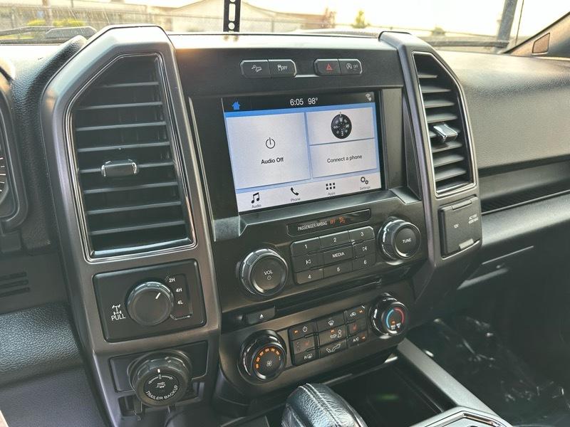 Ford F-150 Lariat SuperCrew 5.5-ft. Bed 4WD 2017