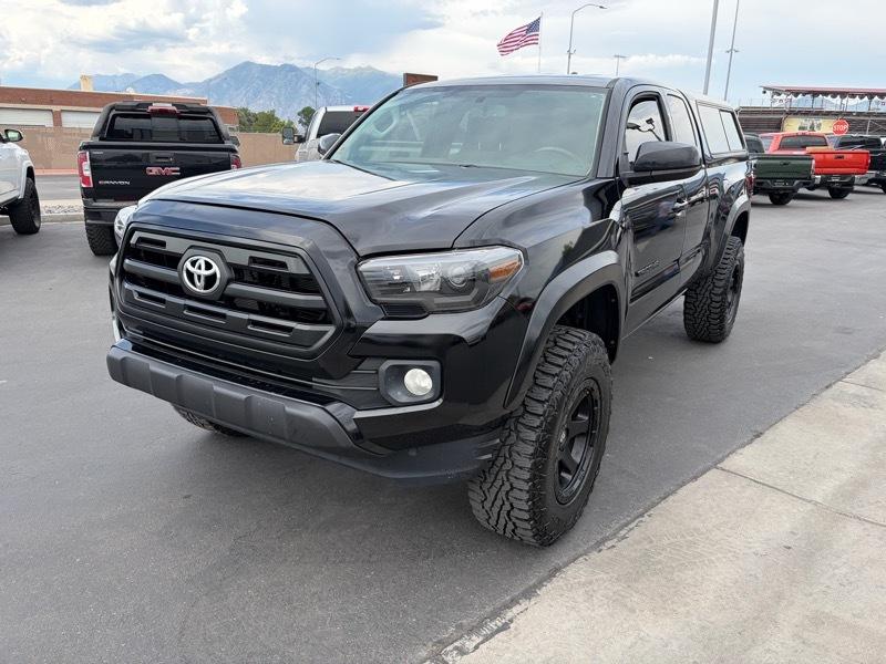 Toyota Tacoma SR5 Access Cab V6 6AT 4WD 2016