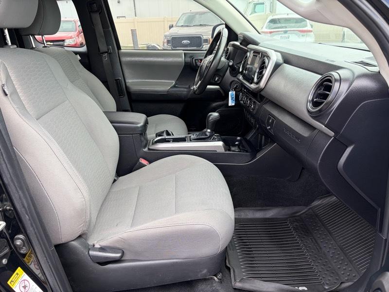 Toyota Tacoma SR5 Access Cab V6 6AT 4WD 2016