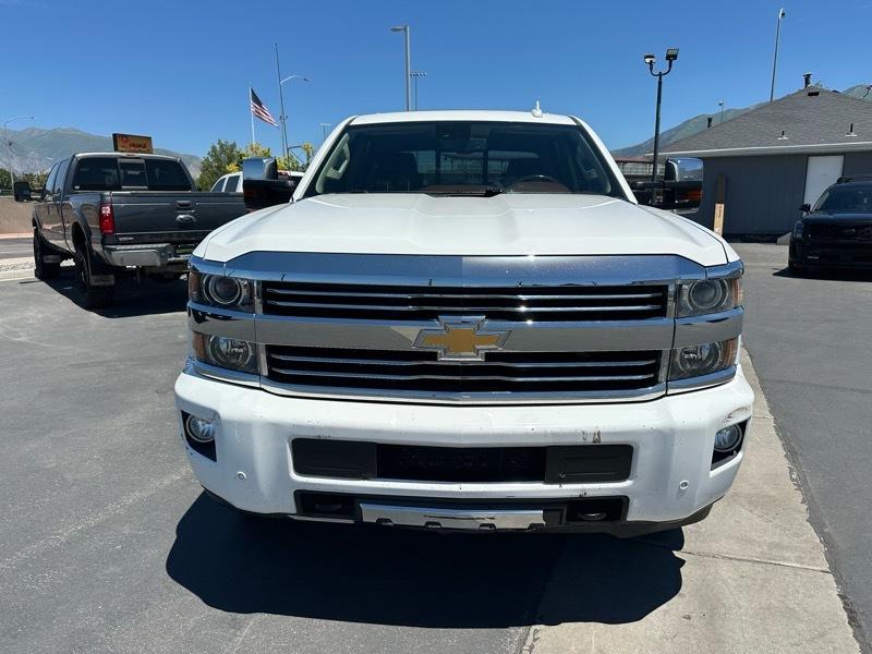 Chevrolet Silverado 2500HD High Country Crew Cab Short Box 4WD 2015