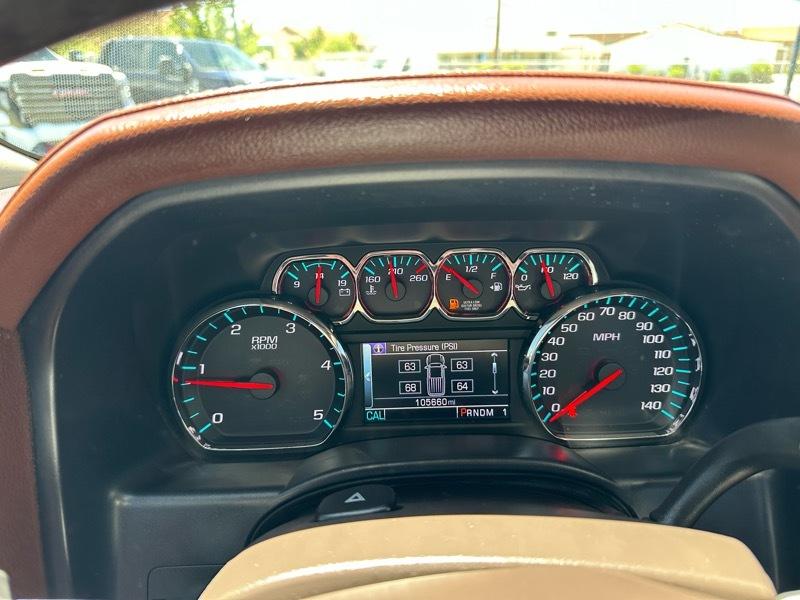 Chevrolet Silverado 2500HD High Country Crew Cab Short Box 4WD 2015