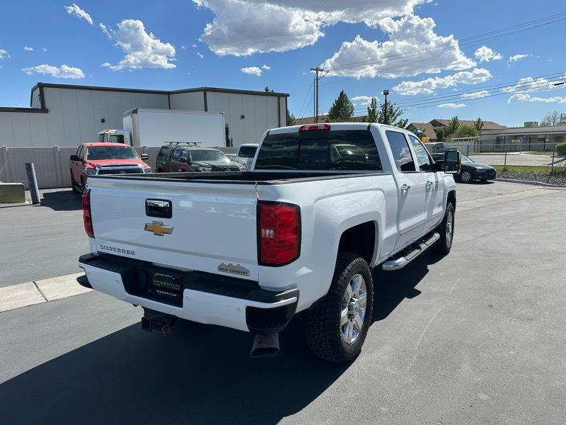 Chevrolet Silverado 2500HD High Country Crew Cab Short Box 4WD 2015