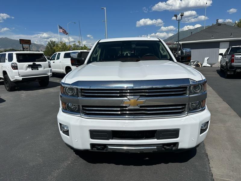 Chevrolet Silverado 2500HD High Country Crew Cab Short Box 4WD 2015