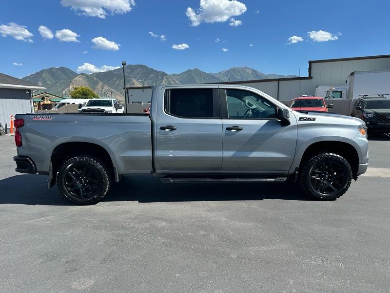 Chevrolet Silverado 1500 Trail Boss Custom Crew Cab 4WD 2025