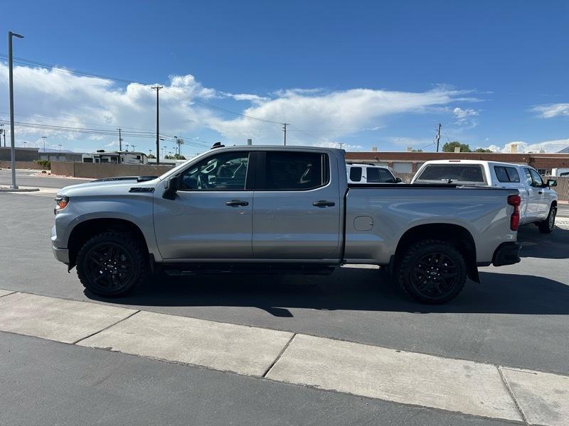 Chevrolet Silverado 1500 Trail Boss Custom Crew Cab 4WD 2025