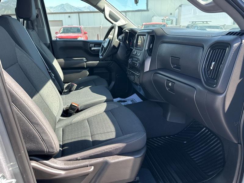 Chevrolet Silverado 1500 Trail Boss Custom Crew Cab 4WD 2025