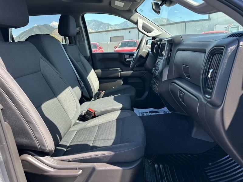 Chevrolet Silverado 1500 Trail Boss Custom Crew Cab 4WD 2025