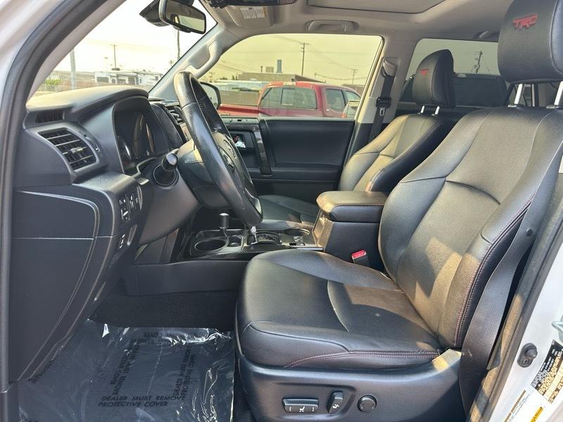 Toyota 4Runner SR5 4WD 2020