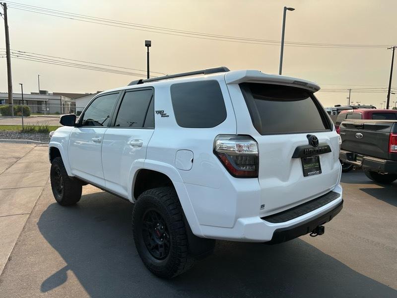 Toyota 4Runner SR5 4WD 2020