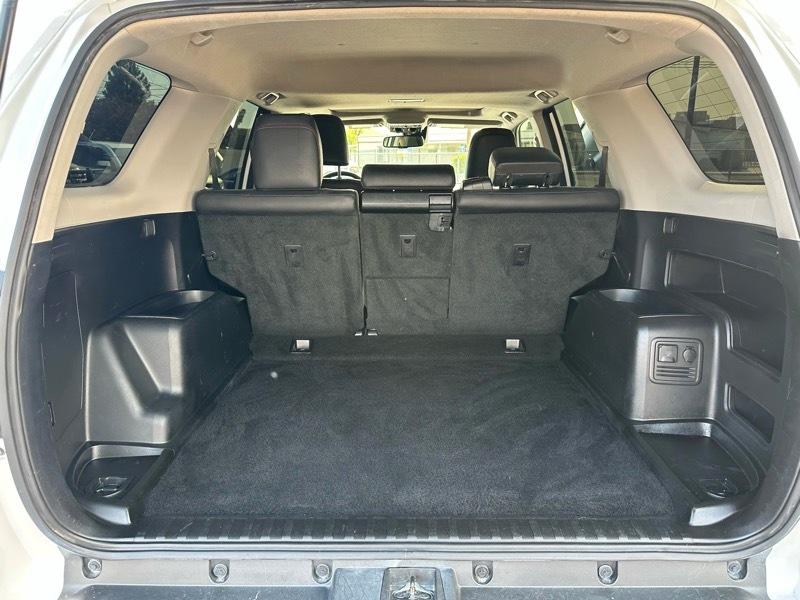 Toyota 4Runner SR5 4WD 2020